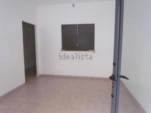 Locale in vendita di 34 m² in Via Andrea Delitio, 12
