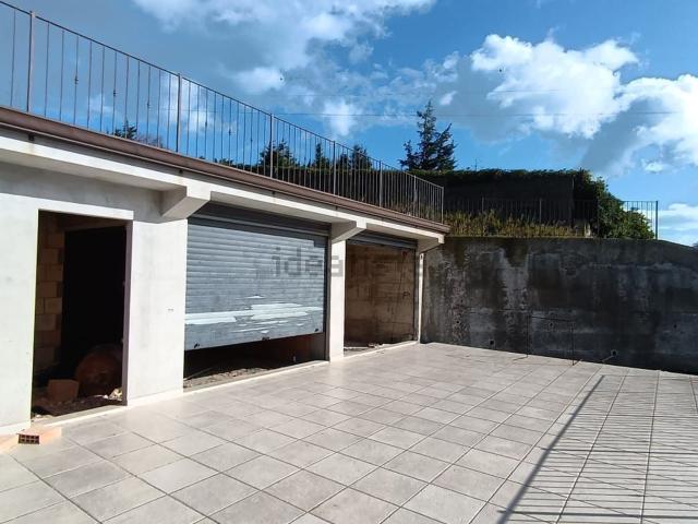 Locale in vendita di 34 m² in Via Friuli