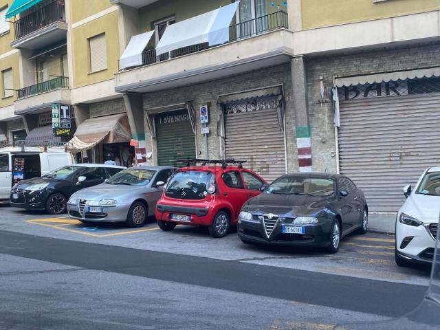 Locale in vendita di 34 m² in Via Manfredo Fanti, 35