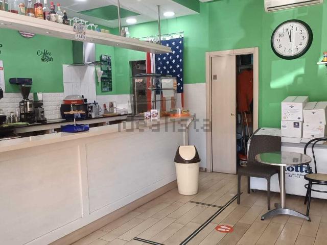 Locale in vendita di 34 m² in Via Pietro Bonfante, 10