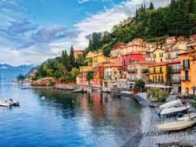 Locale in vendita di 3500 m² in Corso Giuseppe Zanardelli