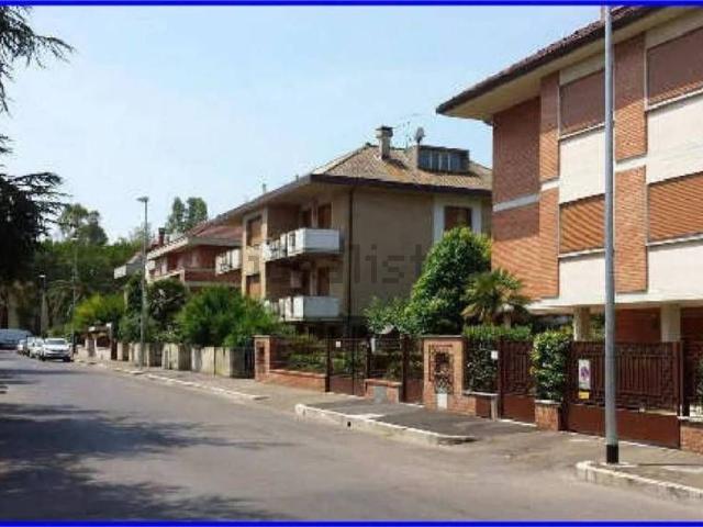 Locale in vendita di 3555 m² in Strada delle Strillaie