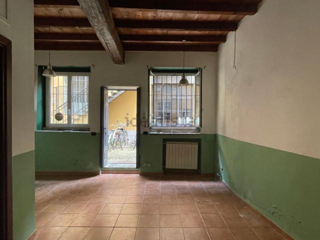 Locale in vendita di 35 m² in Corso di Porta Ticinese, 65