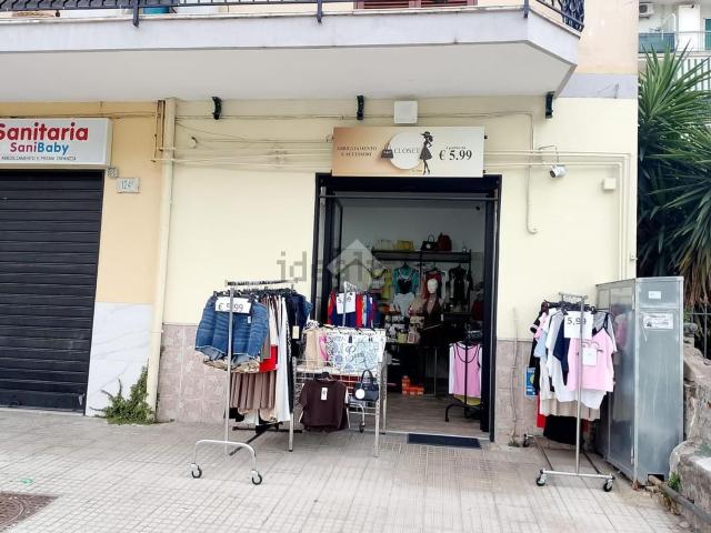 Locale in vendita di 35 m² in Via Bartolo Longo, 126