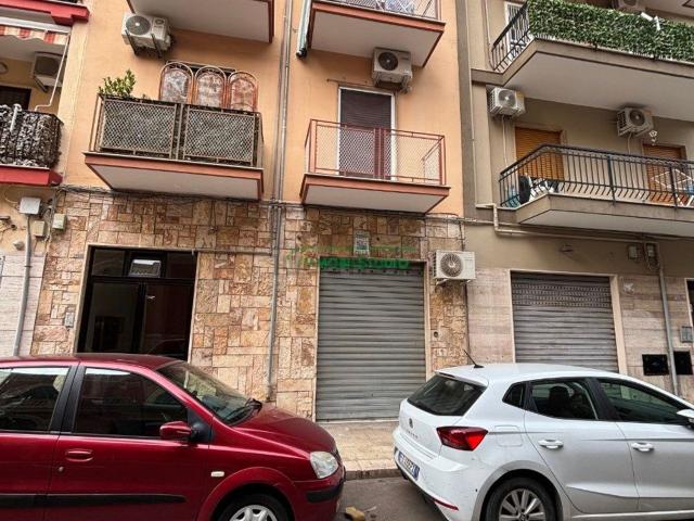 Locale in vendita di 35 m² in Via Benedetto Lorusso, 119