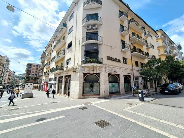 Locale in vendita di 35 m² in Via Luigi Miceli, 7