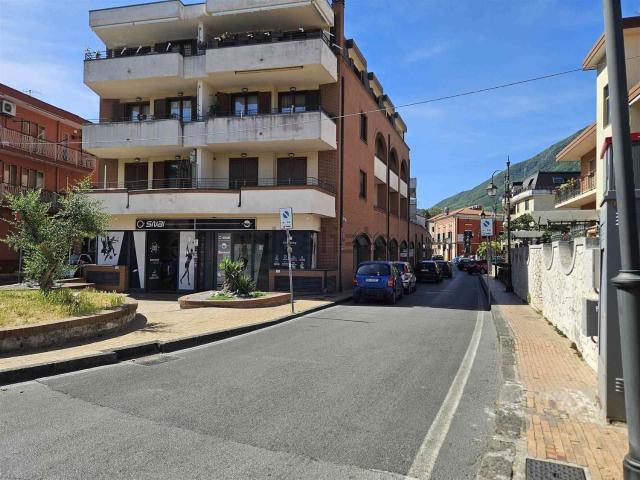 Locale in vendita di 35 m² in Via Pecorari, 33