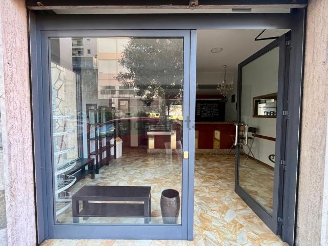Locale in vendita di 35 m² in Via Sant&apos Alberto, 41