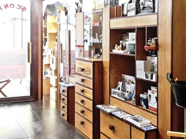 Locale in vendita di 35 m²