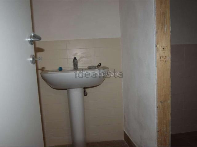 Locale in vendita di 35 m²