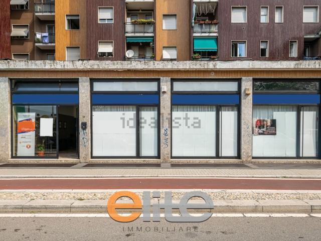 Locale in vendita di 360 m² in Via Antonio Aldini, 12