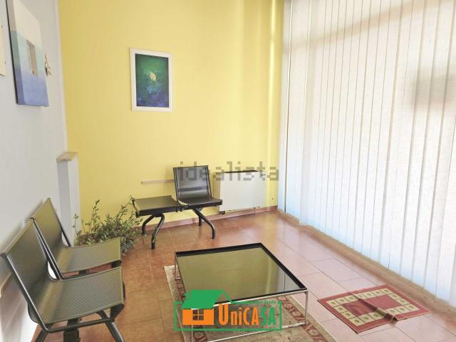 Locale in vendita di 36 m² in Via Gabriele d&apos Annunzio, 9
