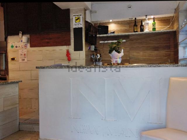 Locale in vendita di 373 m² in Via Gabriele D&apos Annunzio, 24
