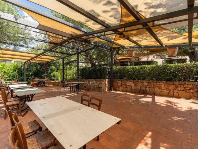 Locale in vendita di 375 m² in Contrada Santa Lucia