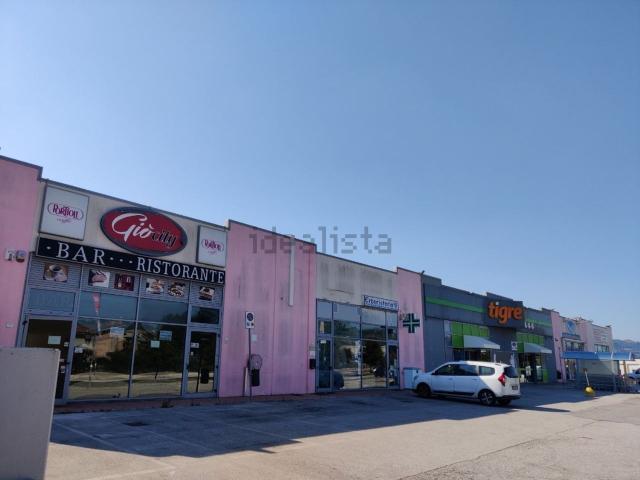 Locale in vendita di 380 m²