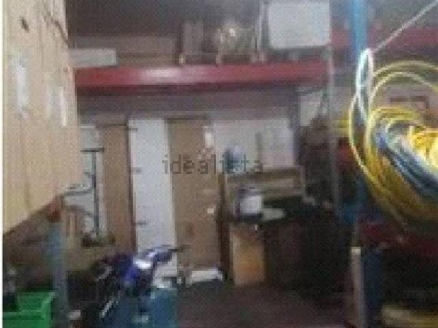 Locale in vendita di 384 m² in Via dei Musciacchi, 60