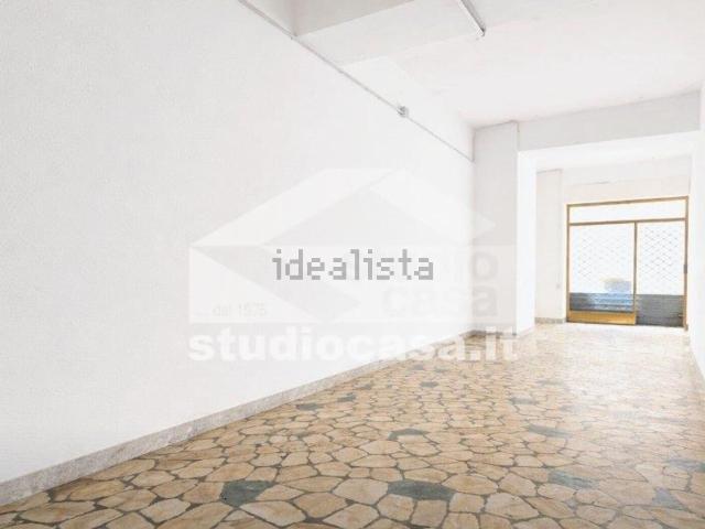 Locale in vendita di 38 m²