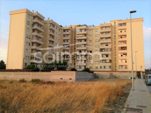 Locale in vendita di 3 m² in Via 9 Novembre 1989, 2