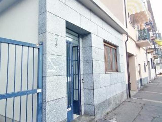 Locale uso ufficio in Affitto in Via mercadante a Torino