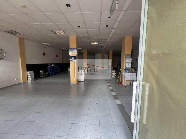 Locales, Alquiler, Pumarín