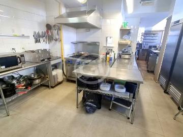 Alquiler Café Restaurante Totalmente Equipado Operativo y Consolidado | espacios por USD 2500.00 en Avenida Balboa