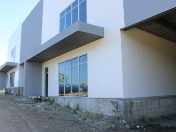 Alquiler de galera en Milla 8 AK | espacios por USD 9637.00 en Milla 8