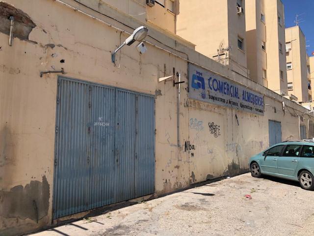 Locales en Almería