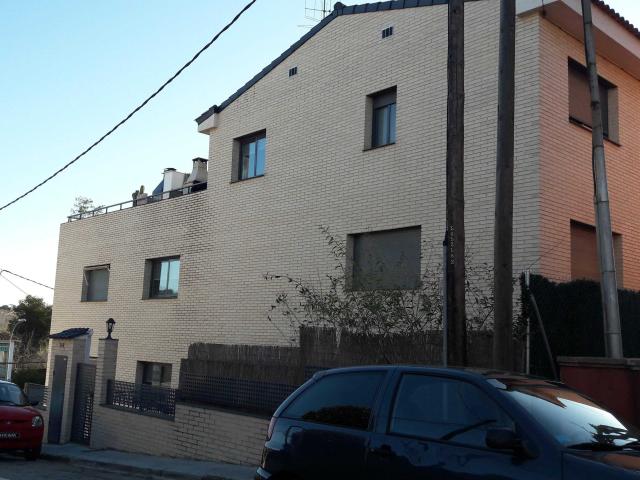 Locales en C/ Andorra, Calafell Tarragona