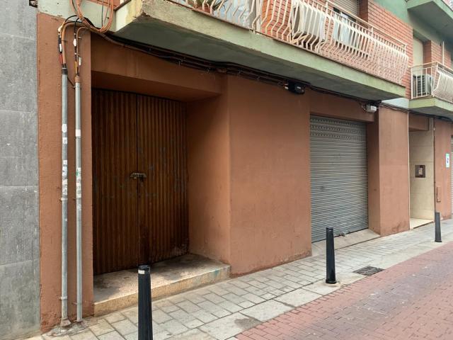 Locales en C/ Sant Tomàs