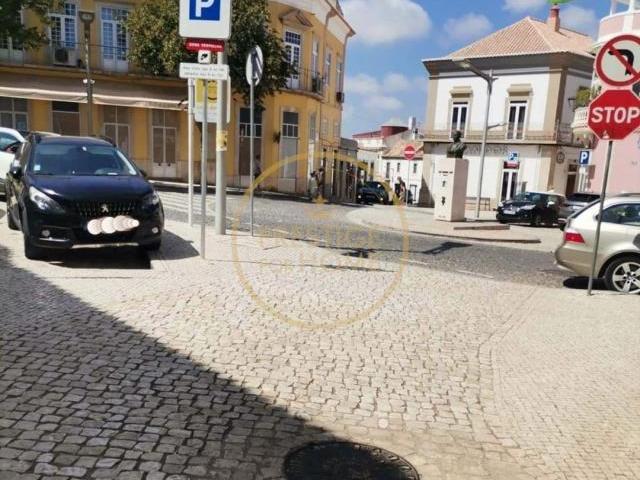 Locales Loulé Algarve DLS86008746
