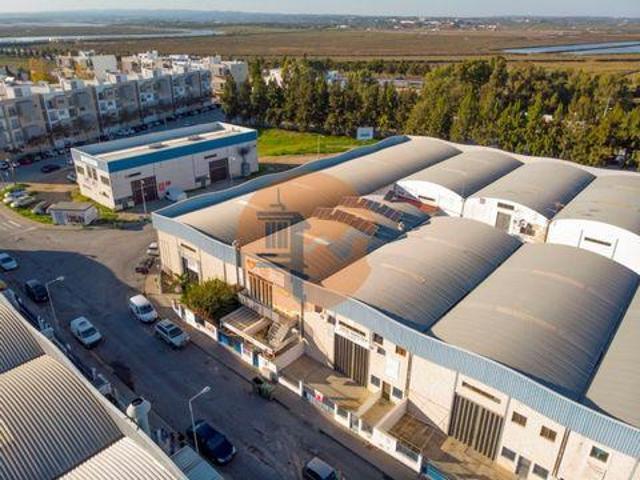 Locales Vila Real de Santo António Faro DLS96319490