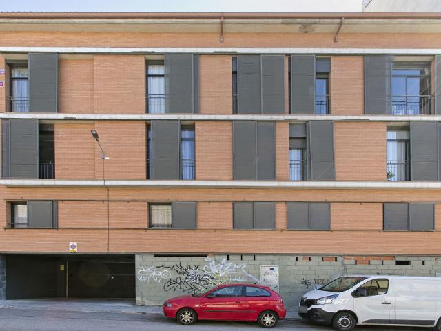 Locales y garajes en C/ Doctor Cistare Terrassa Barcelona
