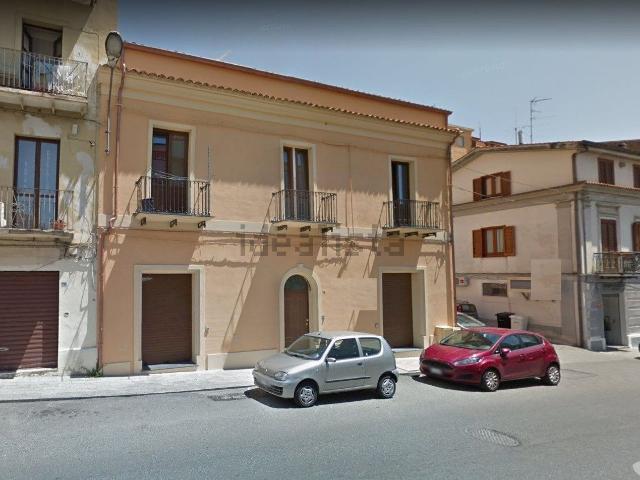 Locali o capannoni in affitto di 50 m² in Via Milite Ignoto