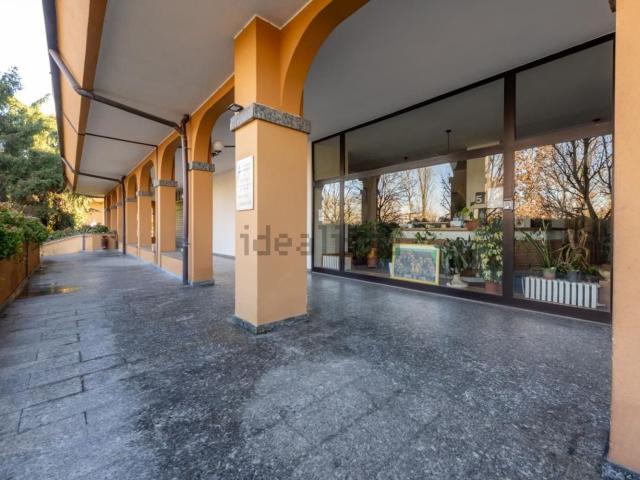 Locali o capannoni in affitto di 70 m² in Via Giacomo Matteotti, 55