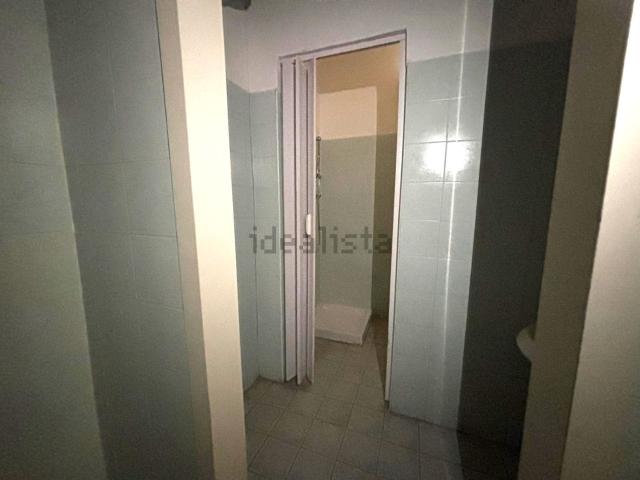Locali o capannoni in affitto di 120 m² in Via Capitano Manfredi