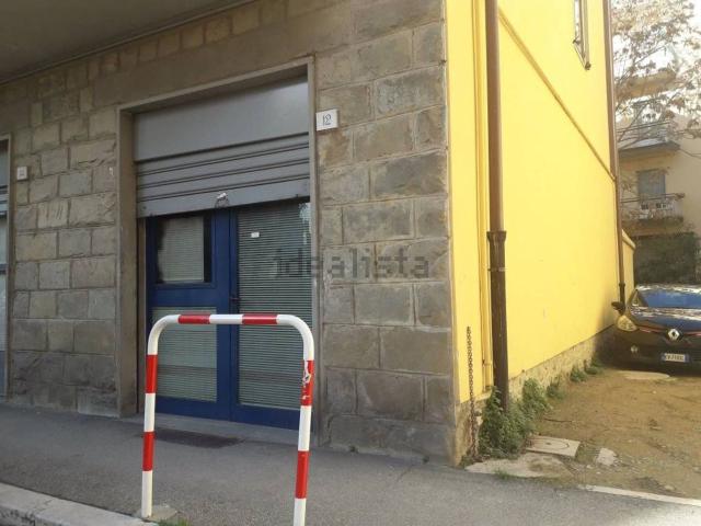 Locali o capannoni in vendita di 40 m² in Via Monte Falterona