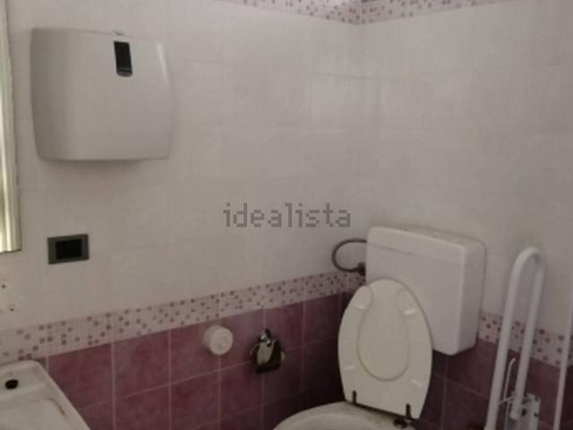 Locali o capannoni in vendita di 42 m² in Via Cumbo Borgia
