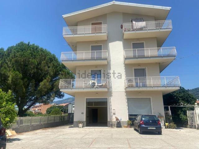 Locali o capannoni in vendita di 47 m² in Via Antonio Reillo