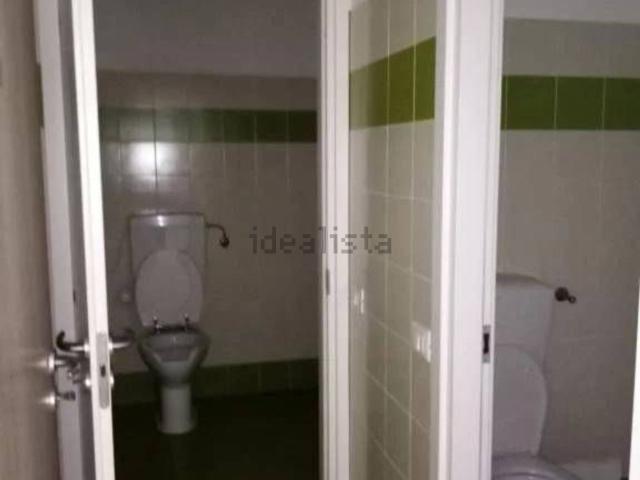 Locali o capannoni in vendita di 441 m² in Via Piave