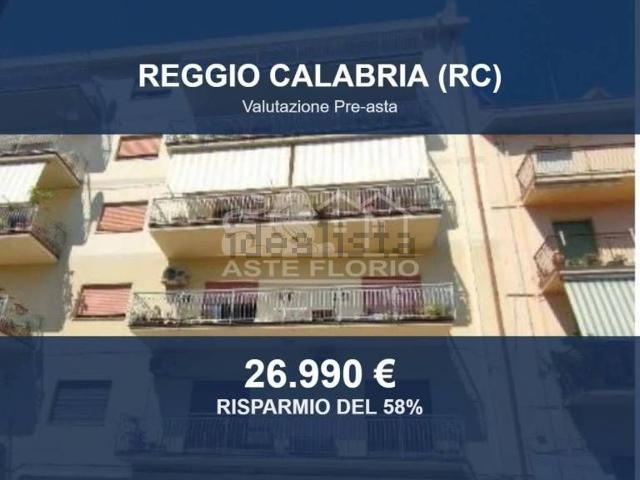 Locali o capannoni in vendita di 48 m² in Via Tommaseo, 15