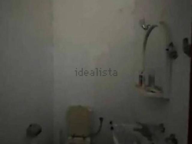 Locali o capannoni in vendita di 49 m² in Via degli Olivi, 28