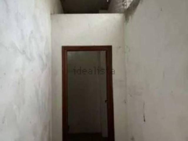 Locali o capannoni in vendita di 49 m² in Via degli Olivi, 30