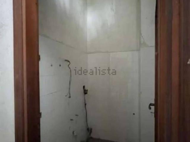 Locali o capannoni in vendita di 49 m² in Via degli Olivi, 30