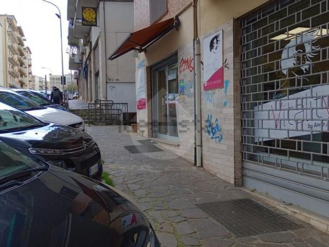Locali o capannoni in vendita di 50 m² in Via Guido Dorso, 13
