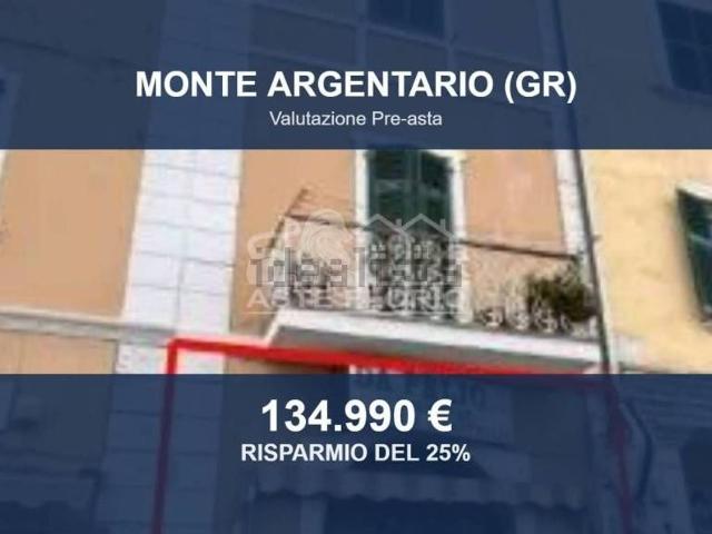 Locali o capannoni in vendita di 52 m² in Via Cuniberti, 8