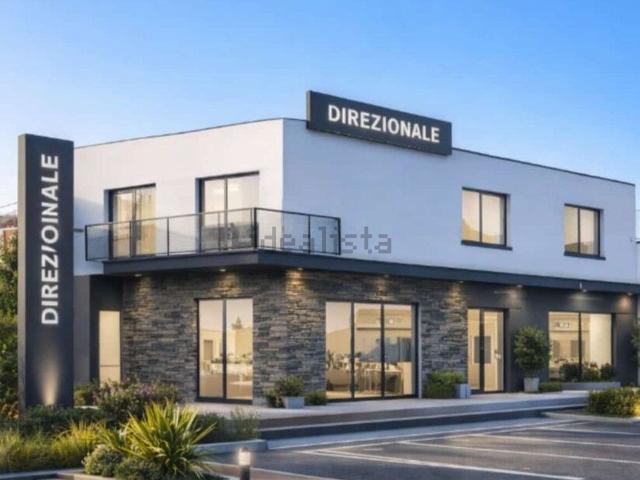 Locali o capannoni in vendita di 550 m² in Via Enrico Mattei