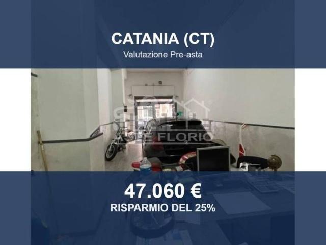 Locali o capannoni in vendita di 56 m² in Via Cagliari