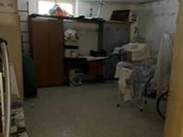 Locali o capannoni in vendita di 593 m² in Via dell&apos Industria