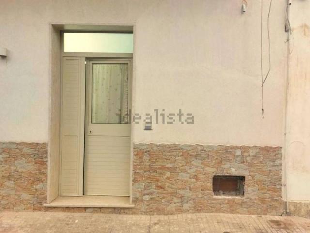 Locali o capannoni in vendita di 59 m² in Via Giuseppe Mazzini, 119