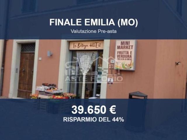 Locali o capannoni in vendita di 61 m² in Piazza Giuseppe Garibaldi